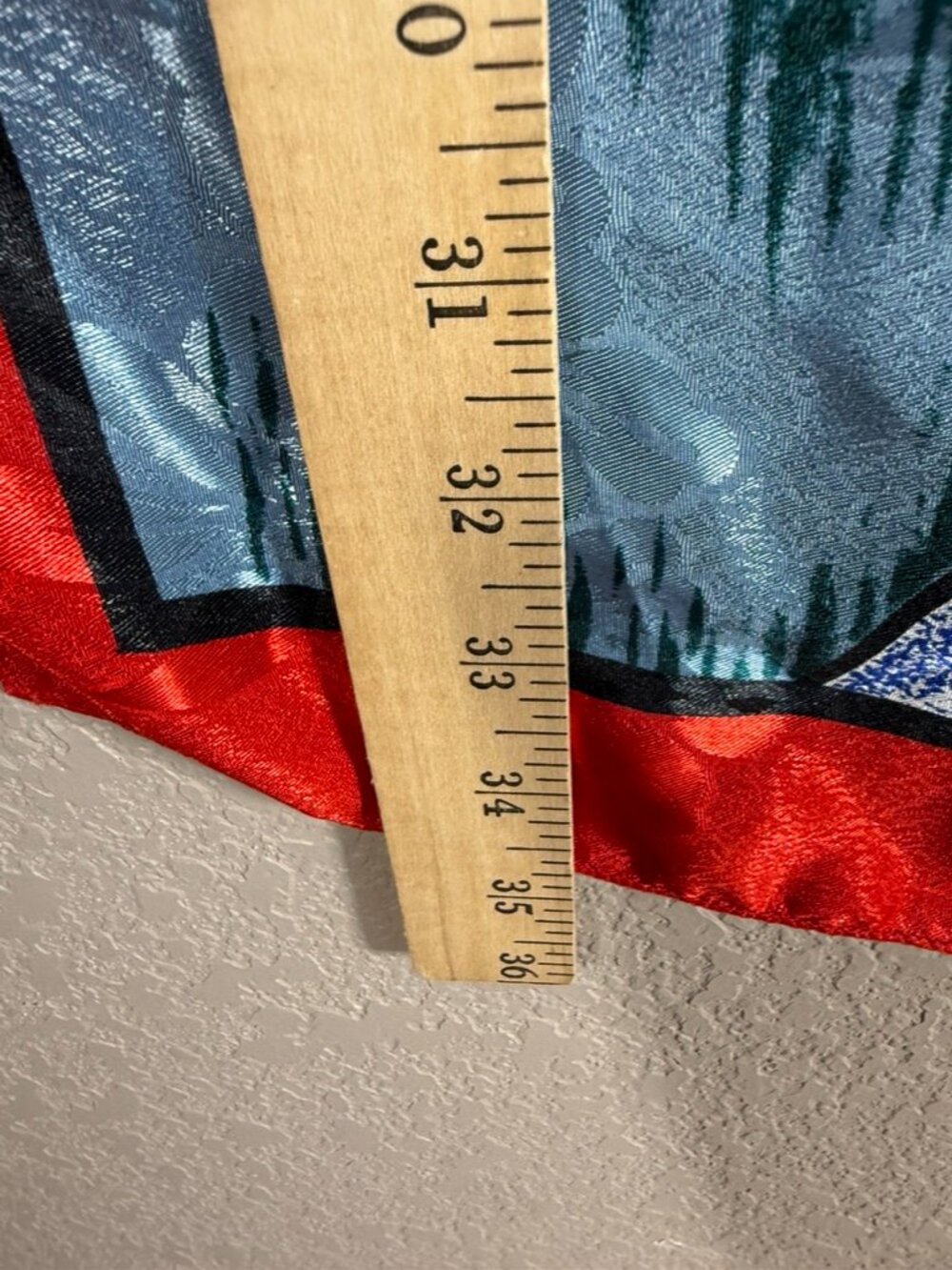 Picasso Scarf - Picture 4 of 4